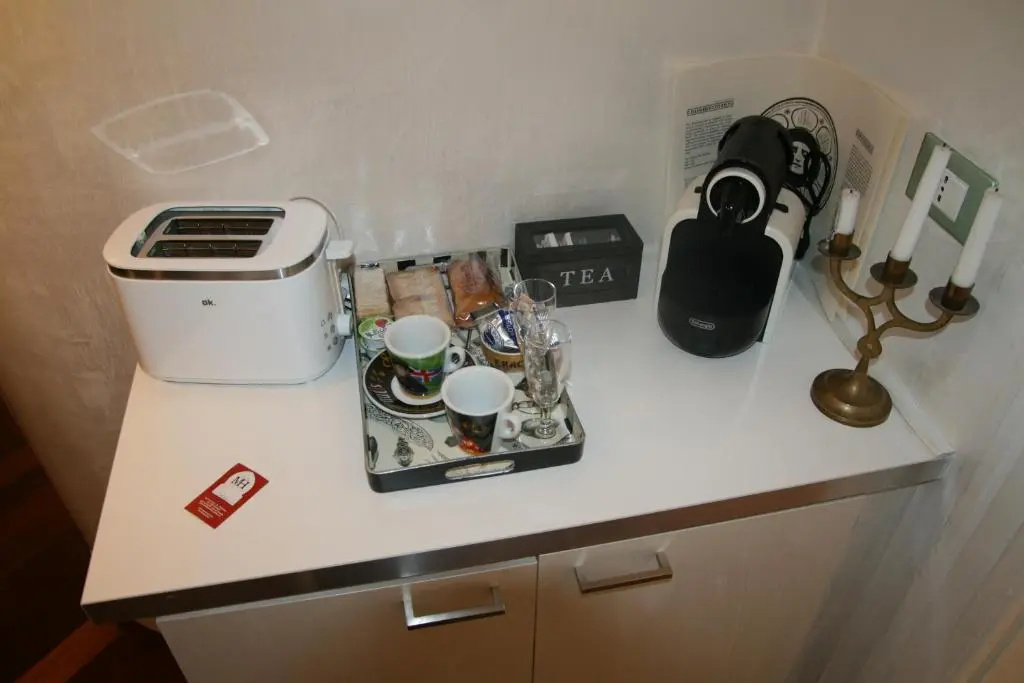 B&B Mini Hotel Incity-close train station and port-