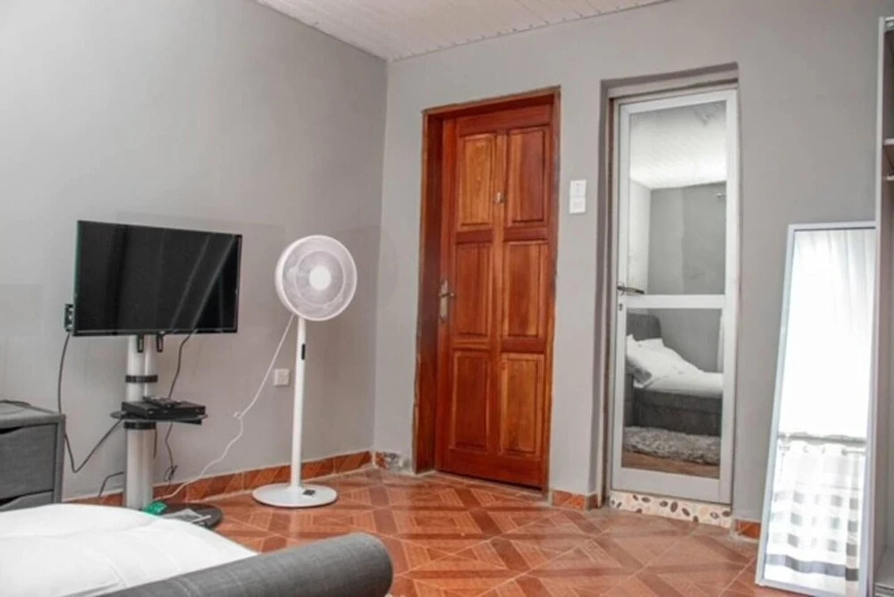 Full AirCon- 3Bed Villa- A c- WiFi- HotWater