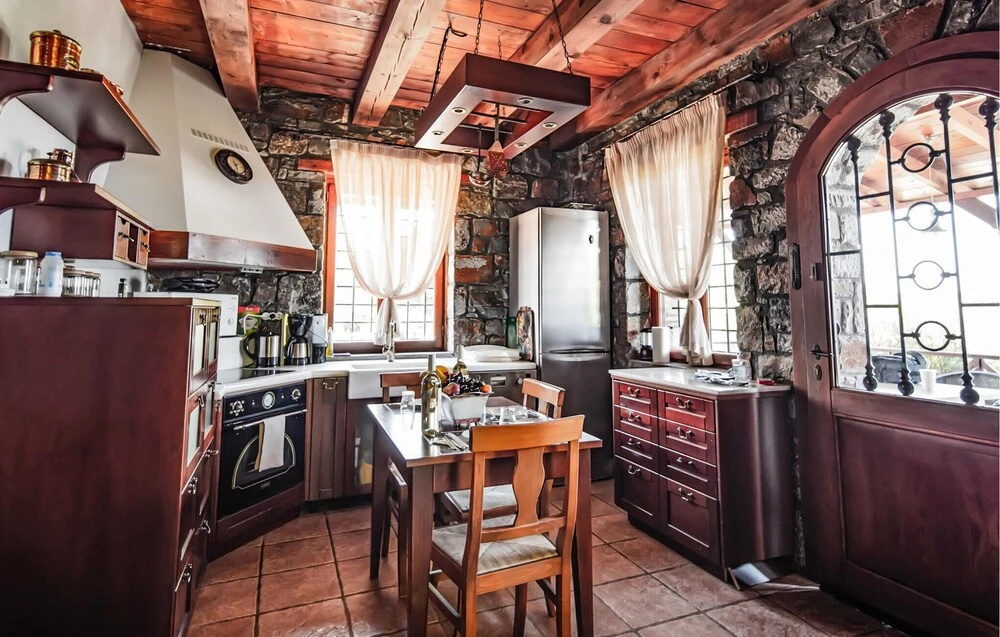 Amazing Home in Milatos, Lasithi With Wifi and 3 Bedrooms