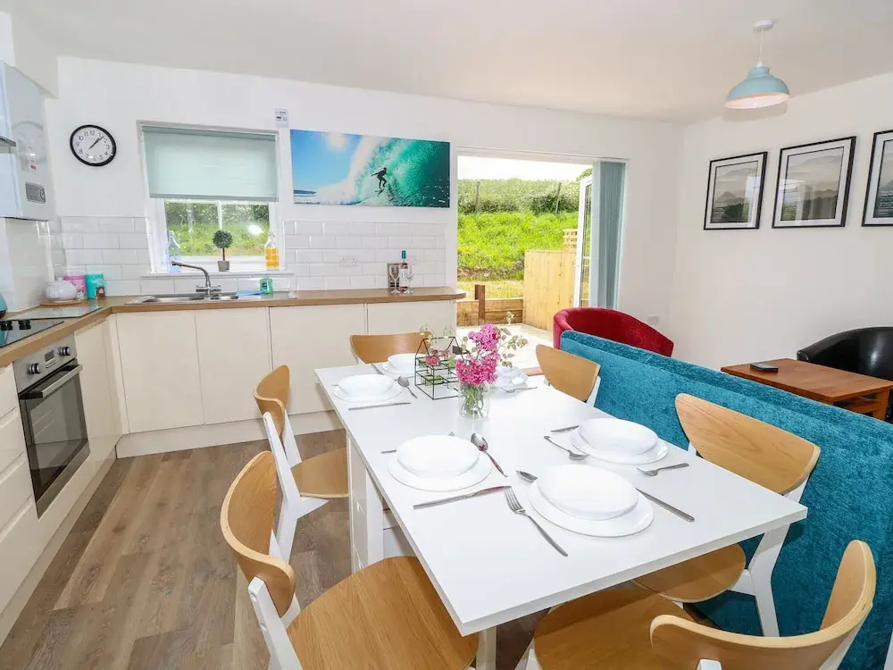 5 Yarmouth Cottages