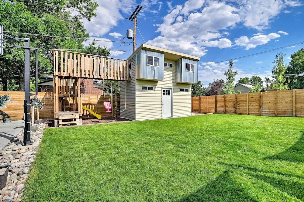 7 Mi to Dtwn Denver: Arvada Home w/ Patio