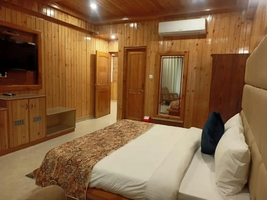 Hotel Malabar Kasol