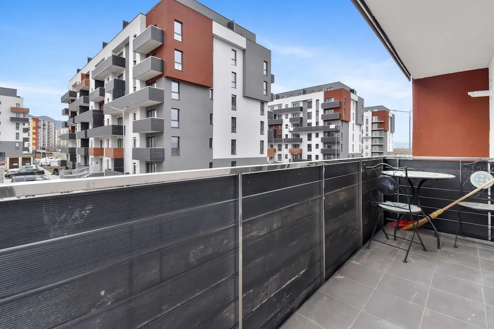 Karina 2BDR Apartment