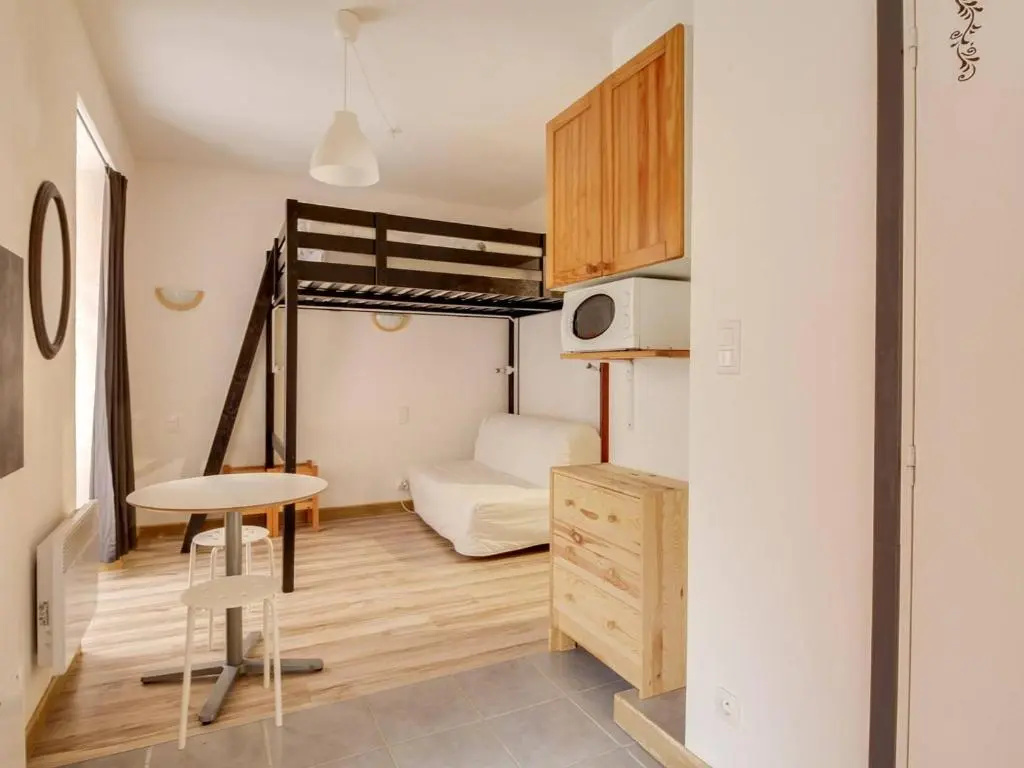 Appartement Cauterets, 3 pièces, 6 personnes - FR-1-401-33