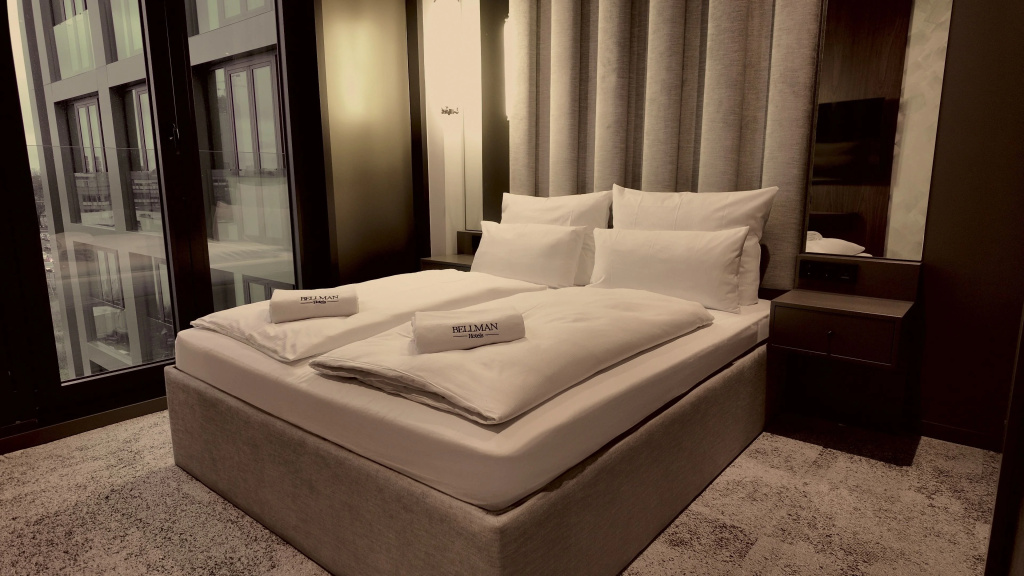 Bellman Hotel