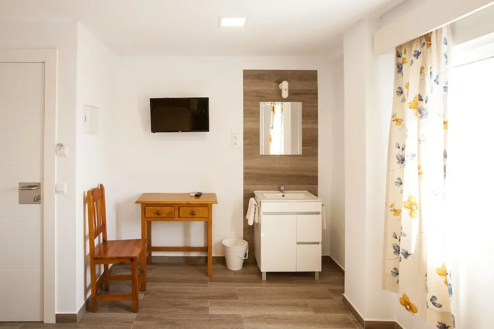 Sun Serramar Boutique Hostal