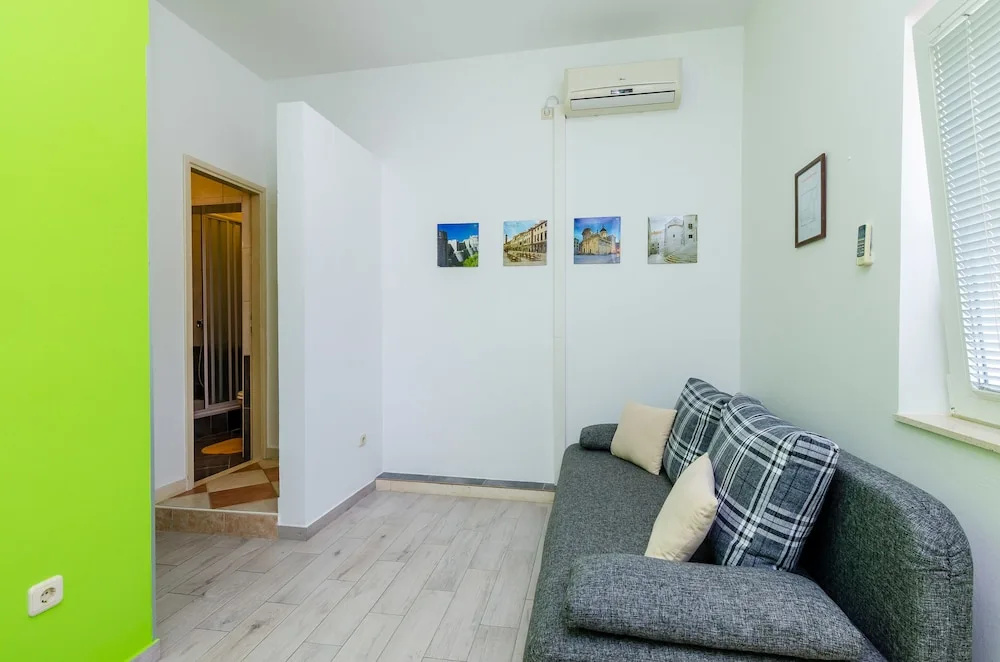 Apartments Mali Paradiso