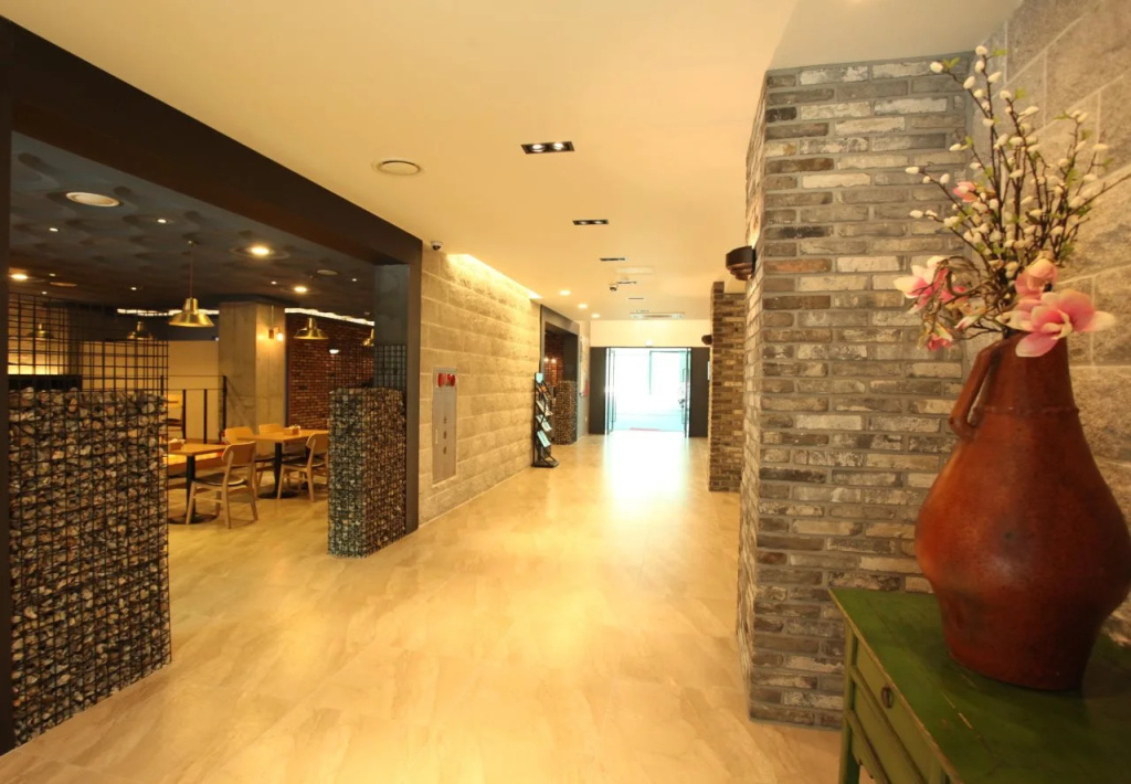 Bobos Hotel