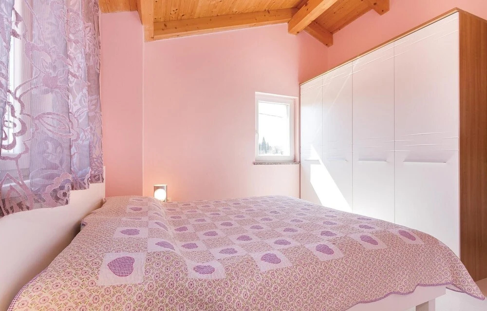 Stunning Home In Rovinjsko Selo