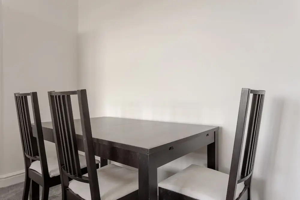 2 Bedroom Kilburn Flat