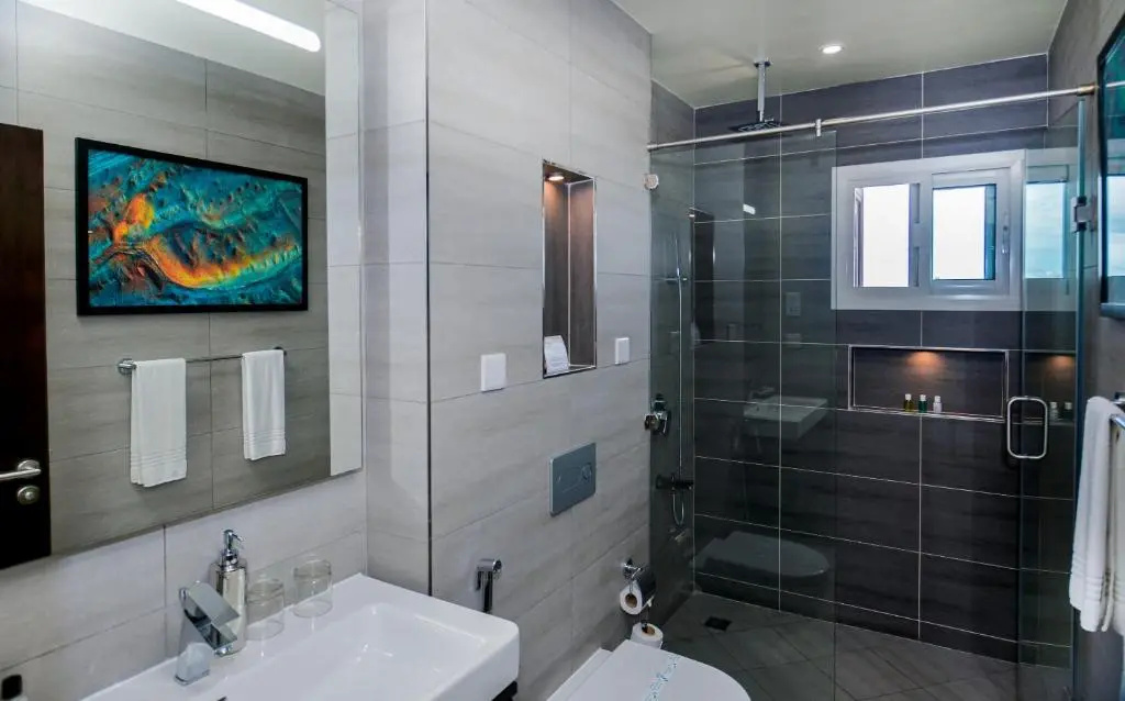 Aura Suites