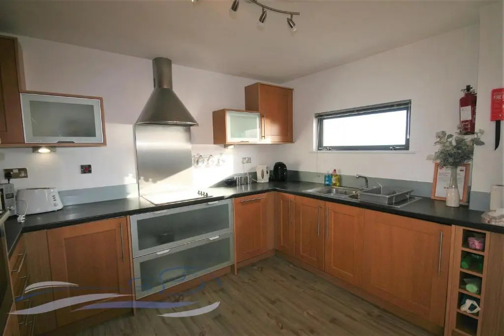 Two Bedroom Apartment with Sea View - 30 Fisherman's Way