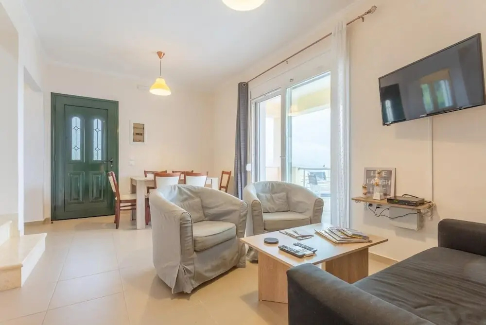 Villa Sequoia Yellow