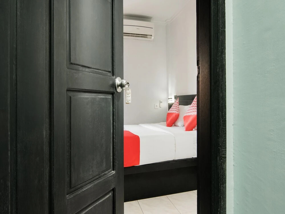 Hotel K77 by OYO Rooms