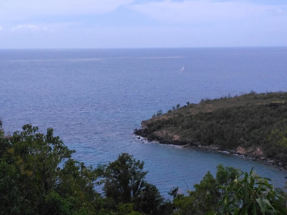 Apartment With 2 Bedrooms in Bouillante, With Wonderful sea View, Furn