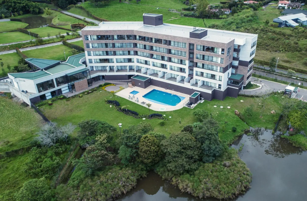 Hotel Lagoon