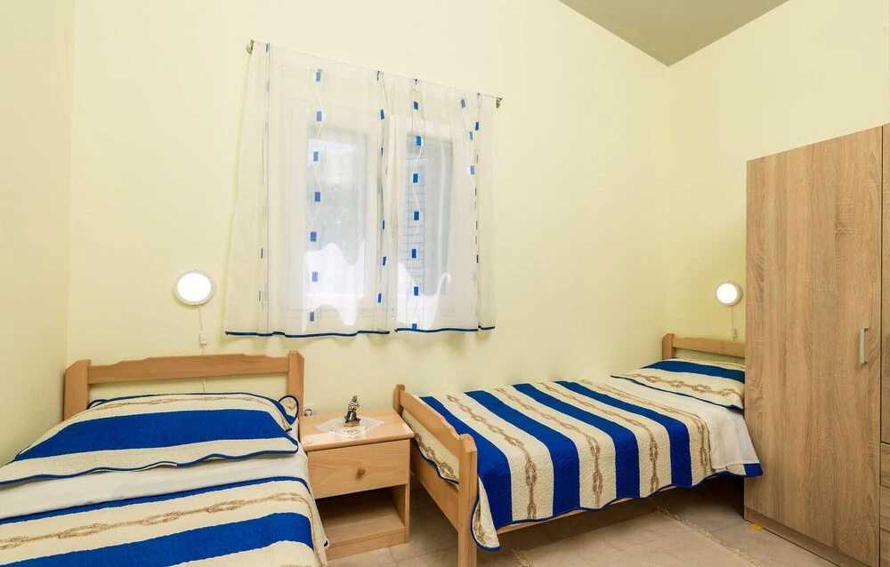 Beautiful Apartment in Kosljun With Wifi and 1 Bedrooms