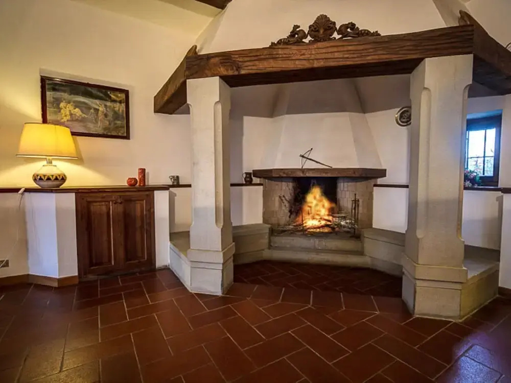 Villa by Lake Trasimeno With Scenic Views