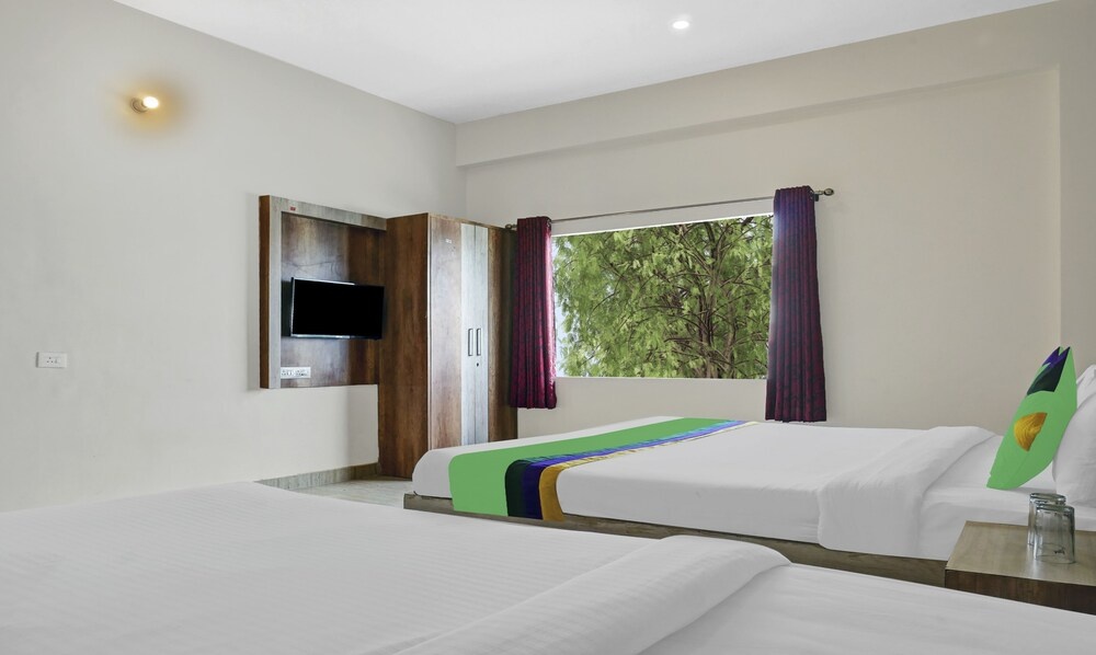 Treebo Trend Hotel RK