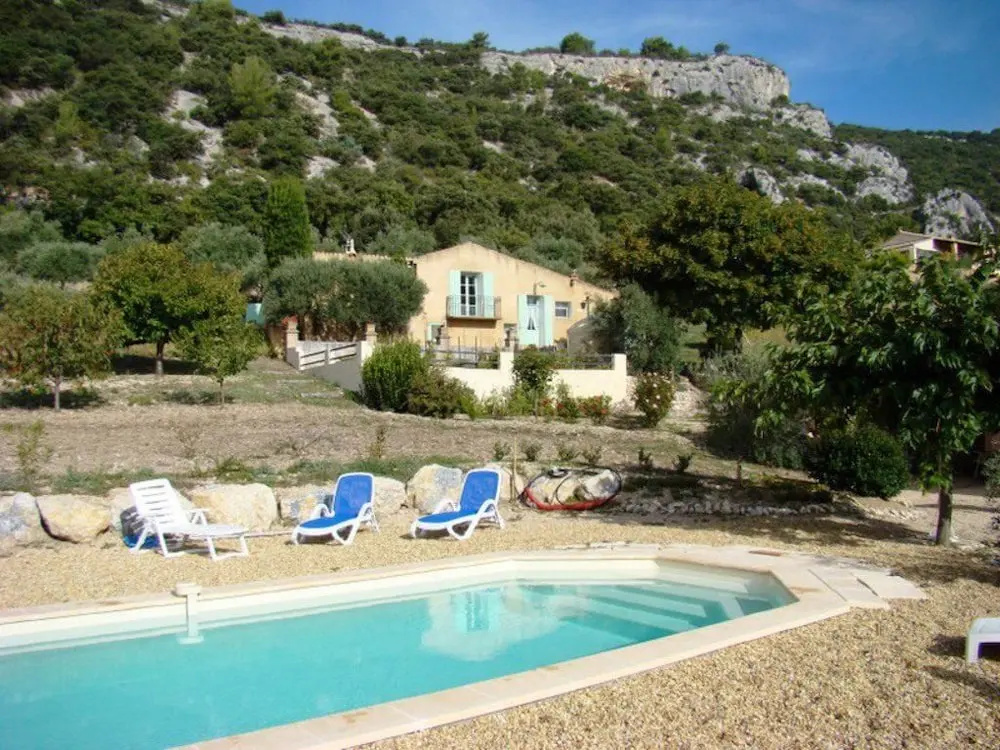 Pertuade - Mas de vacances en location avec piscine privée - Luberon -