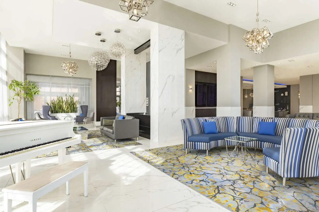 Embassy Suites By Hilton Toronto Airport