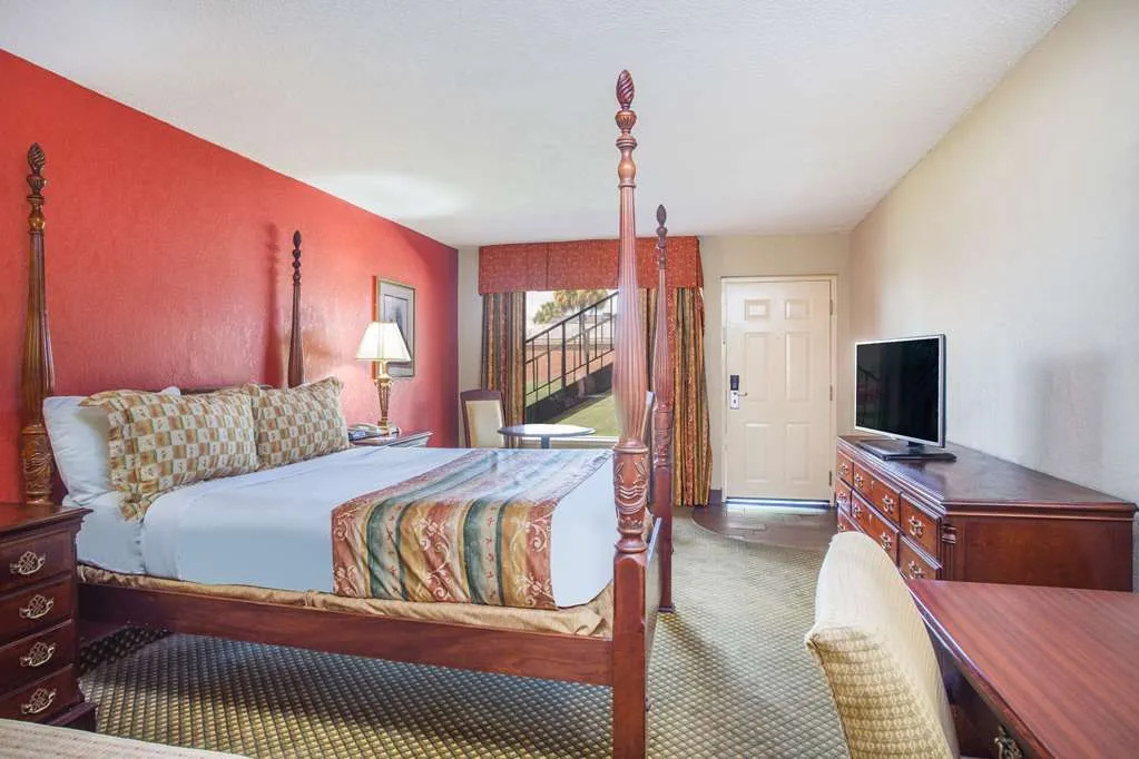 Ramada Cordele