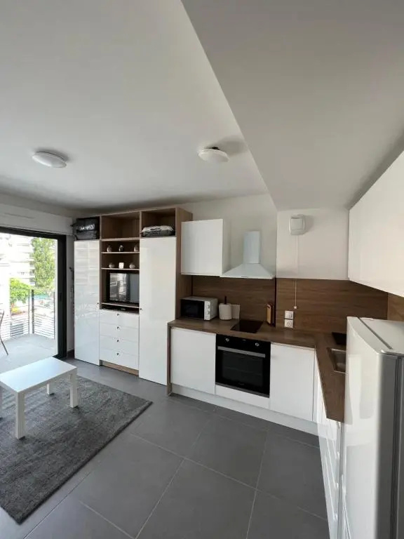logement tout équipée Menton centre 500 m des plages
