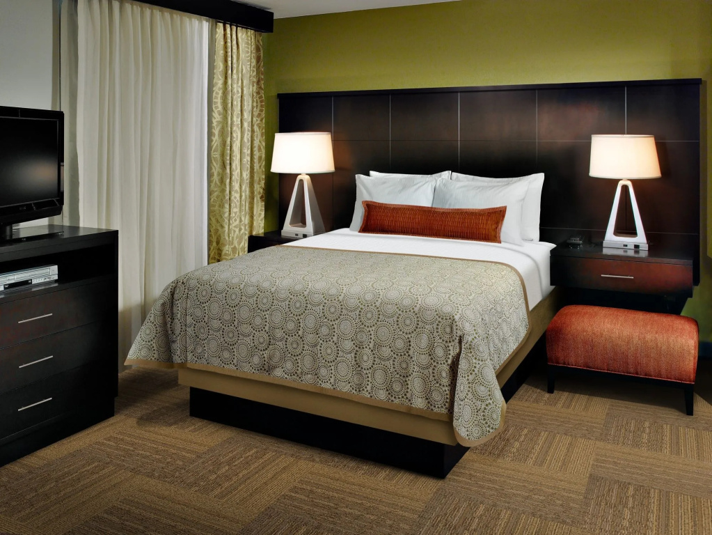 Staybridge Suites - Miami International Airport by IHG