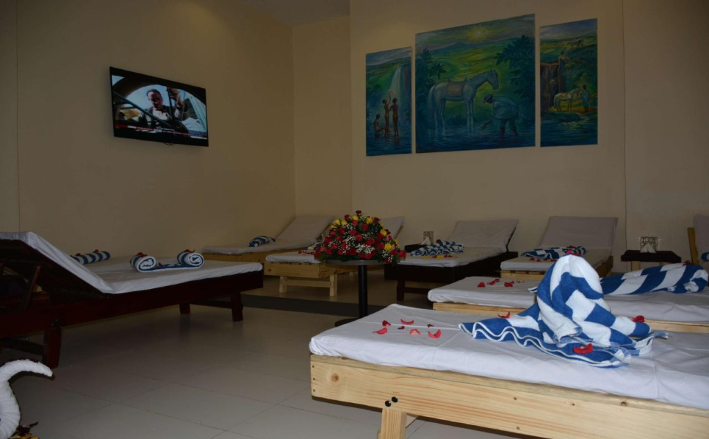 Azzeman Hotel