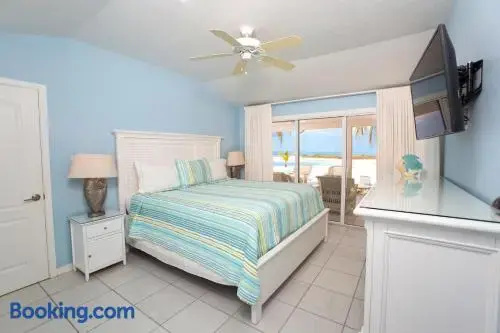 Two Rainbows by Grand Cayman Villas & Condos