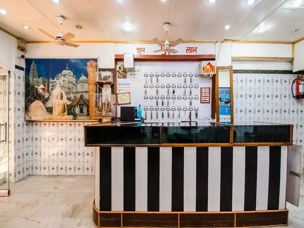 SPOT ON 8003 Hotel New Akash