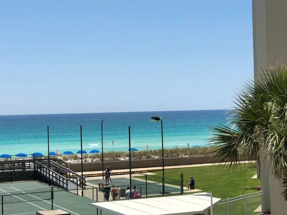 Gulf Shore Condo #313 - 1 Br condo by RedAwning