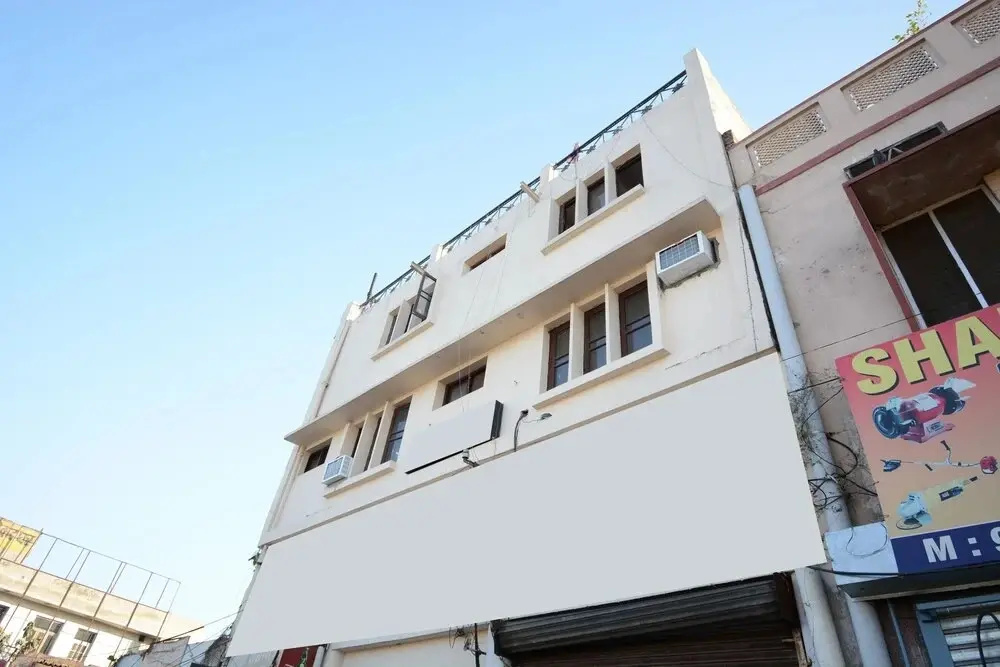 Hotel Tourist by OYO Rooms