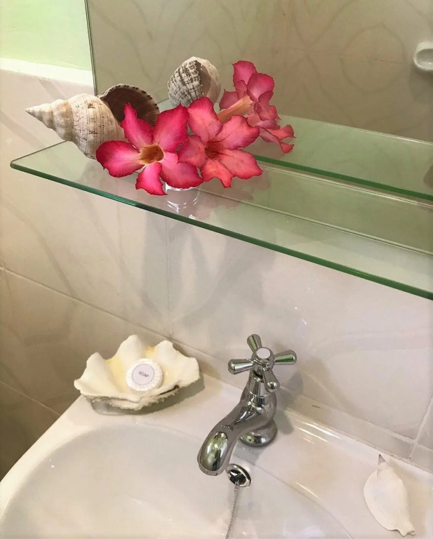 Ananets Hotel