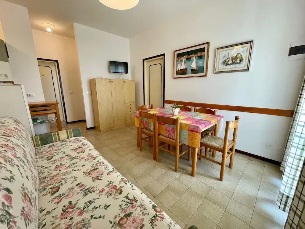 Homely Apartment With Shared Pool