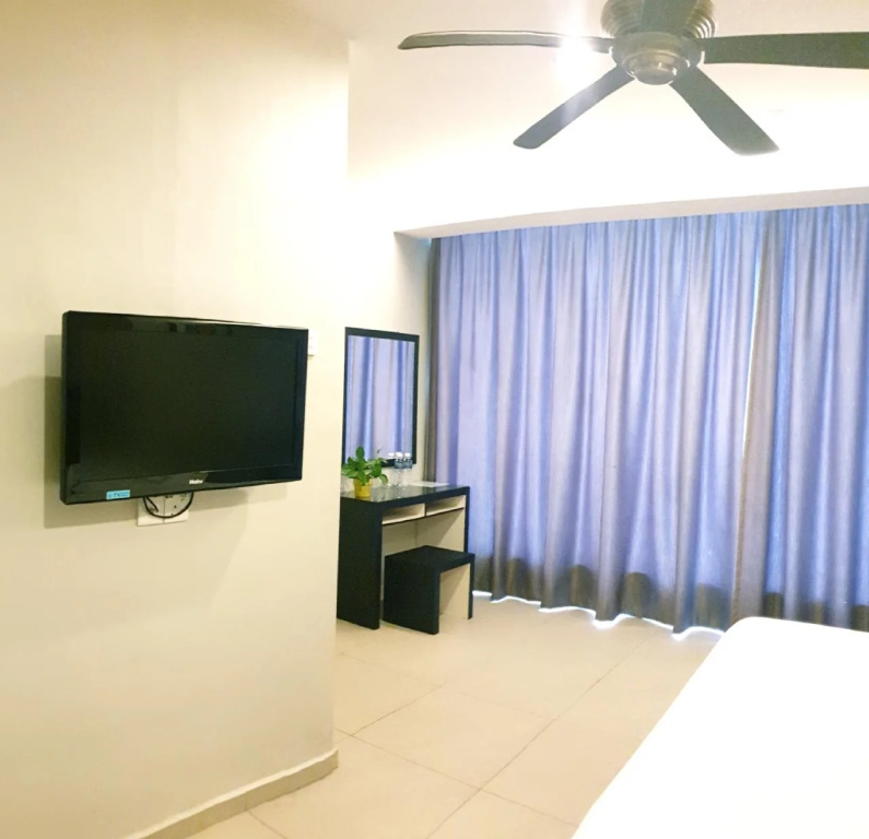 Golden Court Hotel - Sri Pelangi