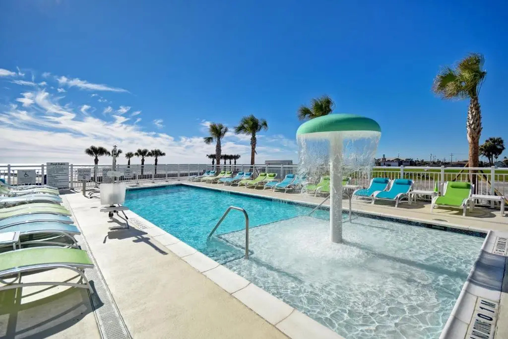 Holiday Inn Express & Suites - Galveston Beach by IHG