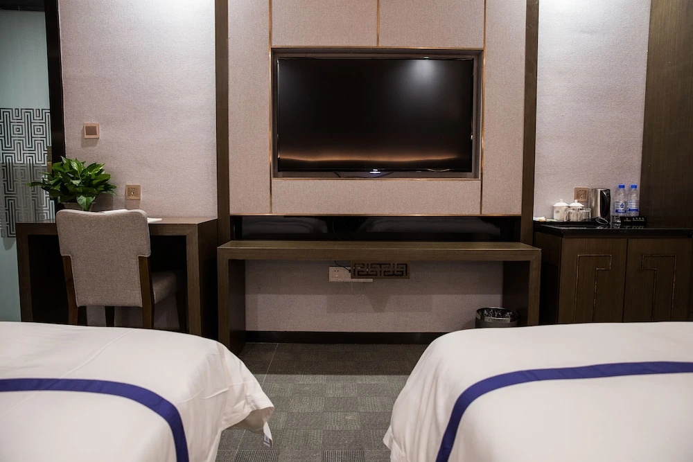 Guiyang Jialan Selected Hotel