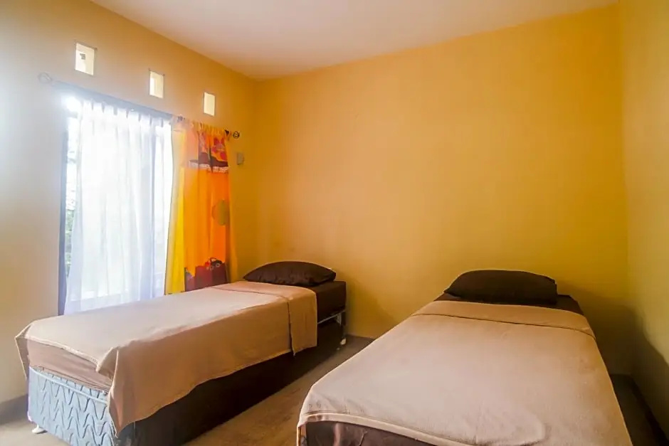 Hotel Cemerlang