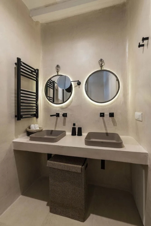 Veneta Suites & Villas