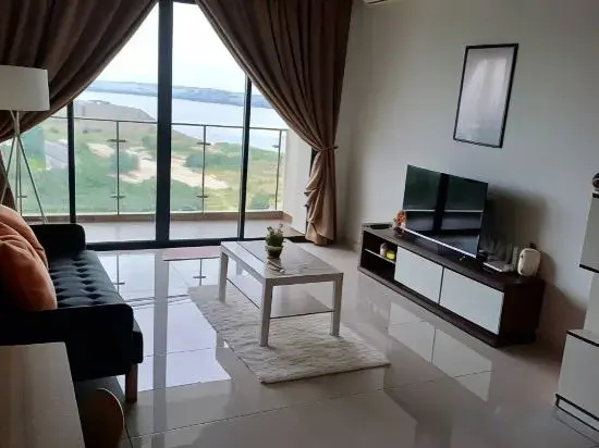 Sea View Country Garden Danga bay 3BR By Natol