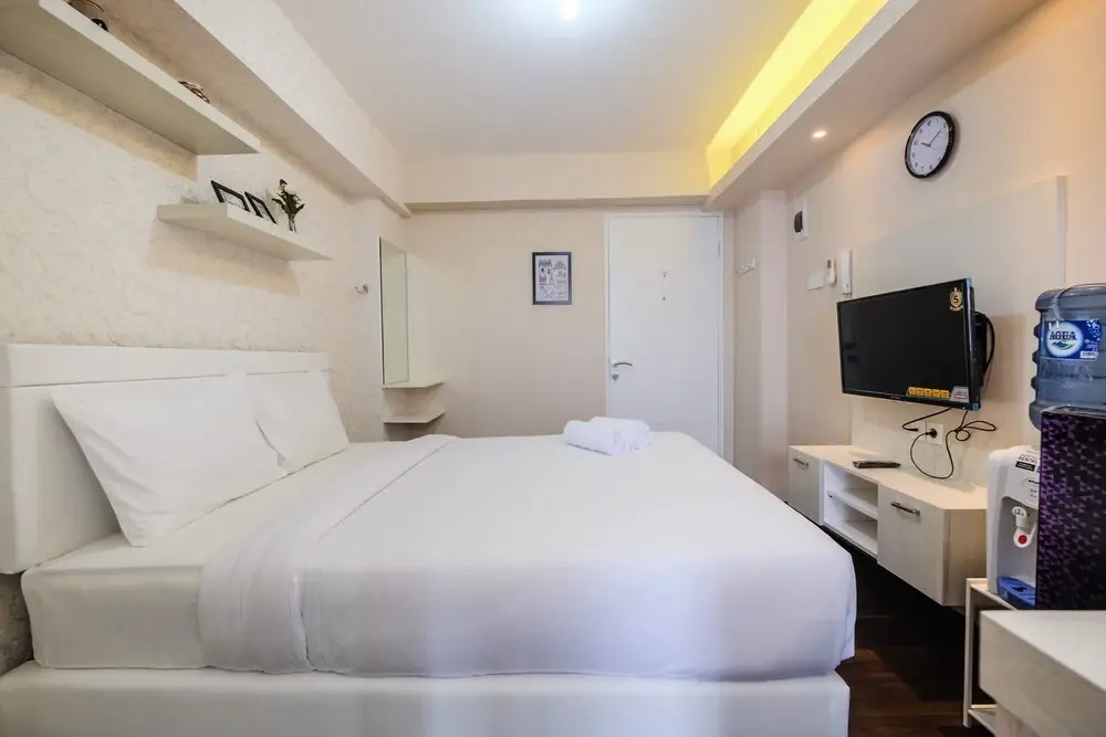Great Location And Simply Studio Room At Bassura City Apartment