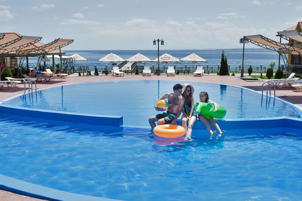 Отель Best Western Bohemian Resort
