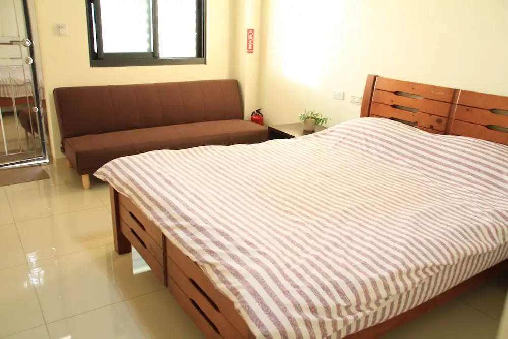 Howj Hostel