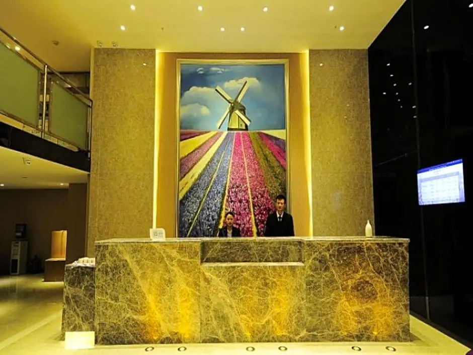 Lavande Hotel Guiyang Huaguoyuan Shopping Mall Branch