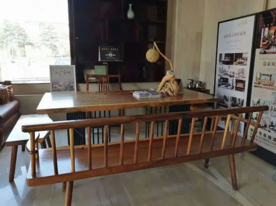 Baihe Hotel (Foshan Lecong Tianyoucheng)