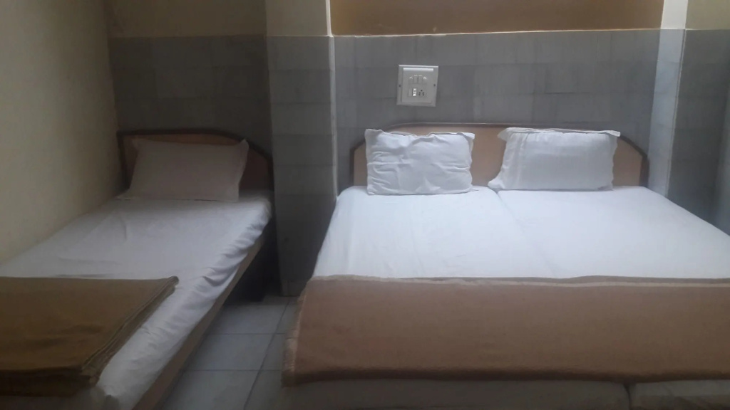 Hotel Suvidha