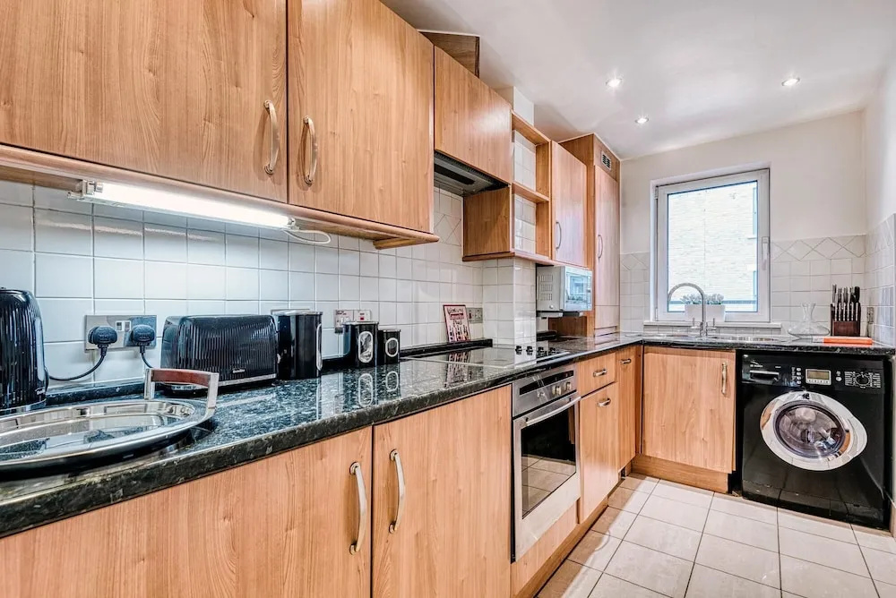 Stunning Apartment in Fashionable Marylebone by Underthedoormat