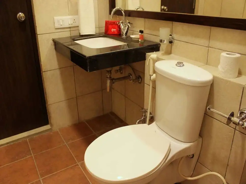 OYO Rooms 025 Near Goverdhan Sagar Lake