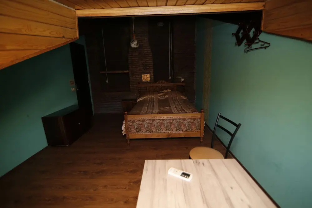 Leon Hostel
